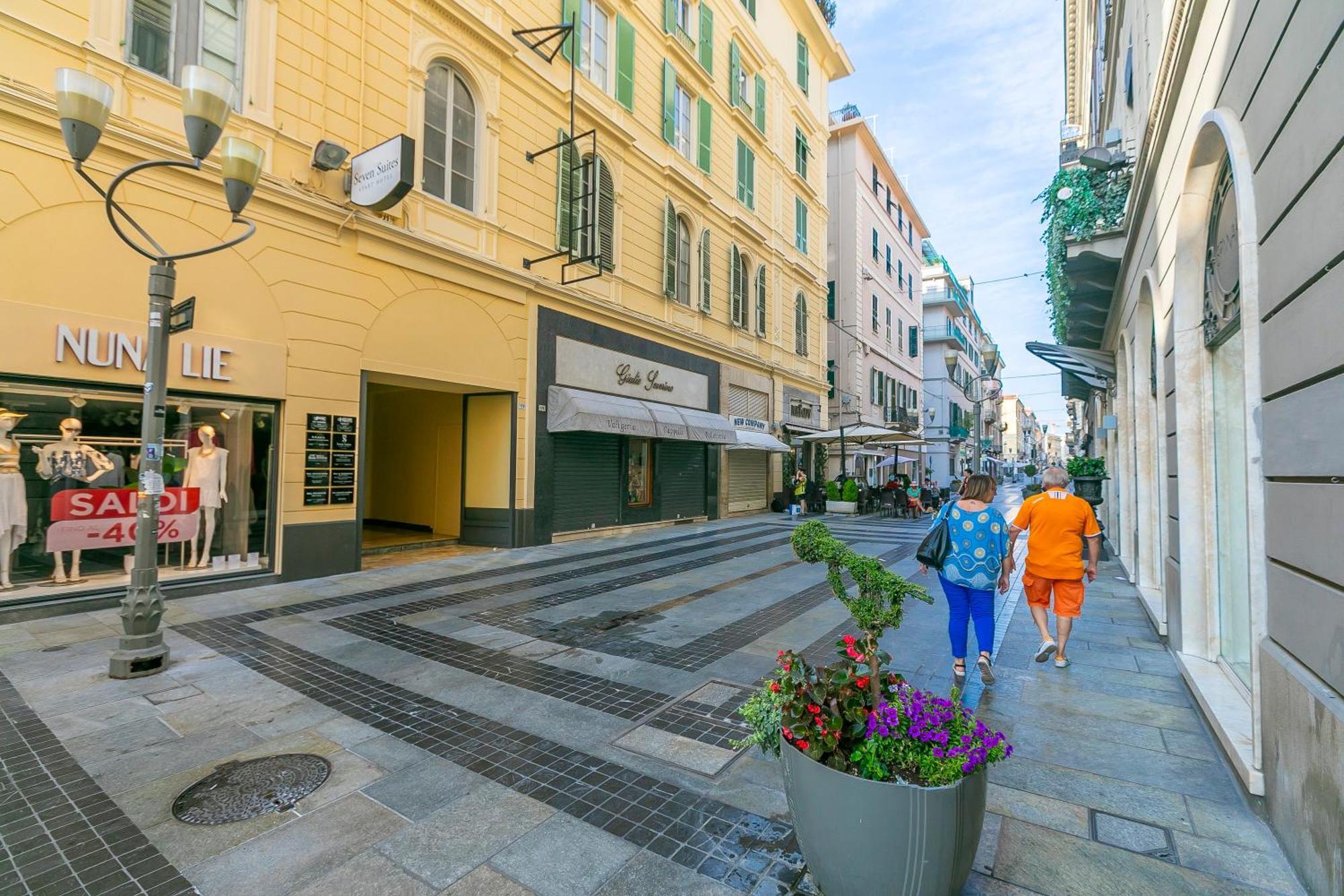 Seven Suites Apartments - Via Matteotti 178 Sanremo Bagian luar foto