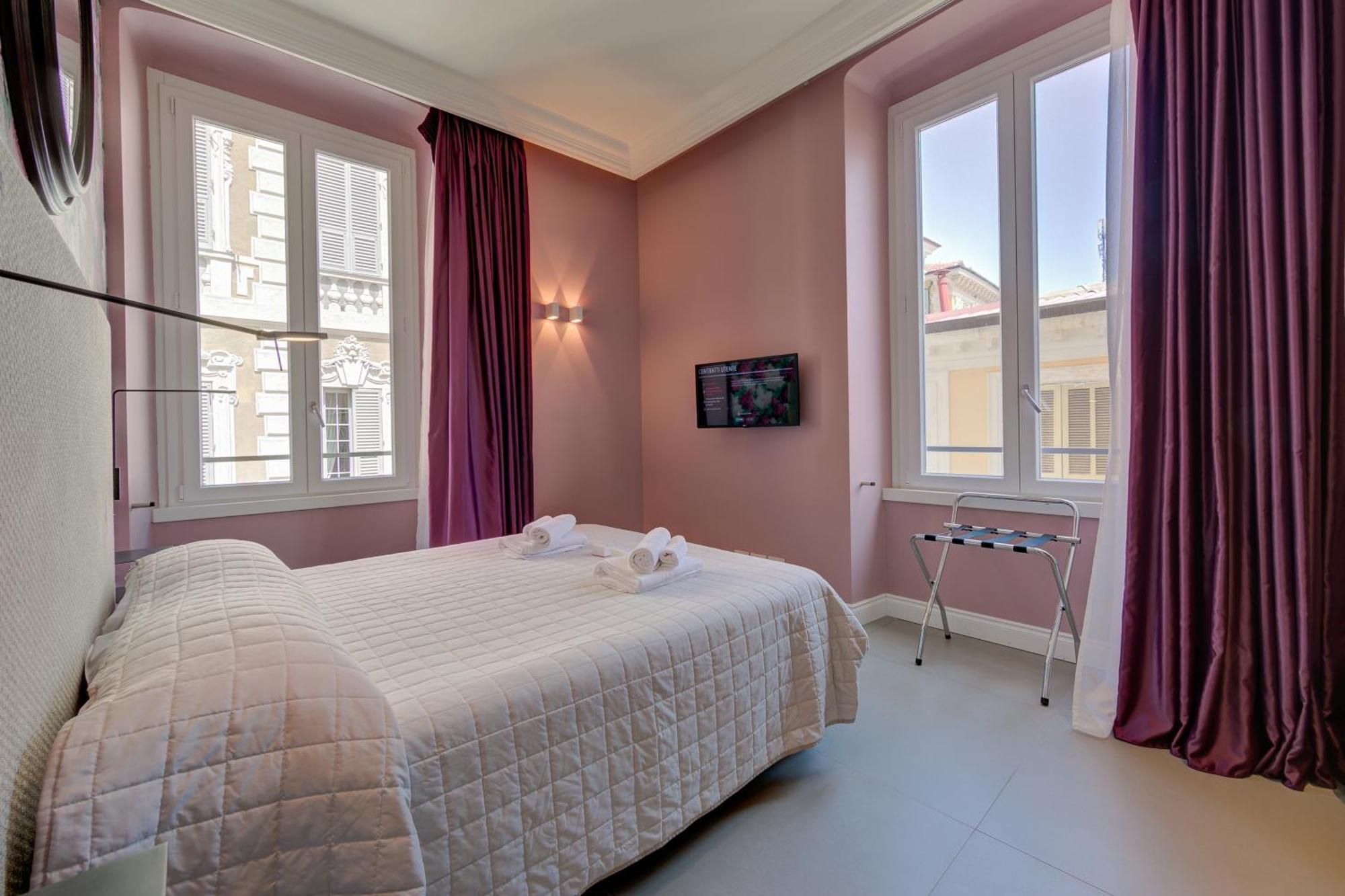 Seven Suites Apartments - Via Matteotti 178 Sanremo Bagian luar foto