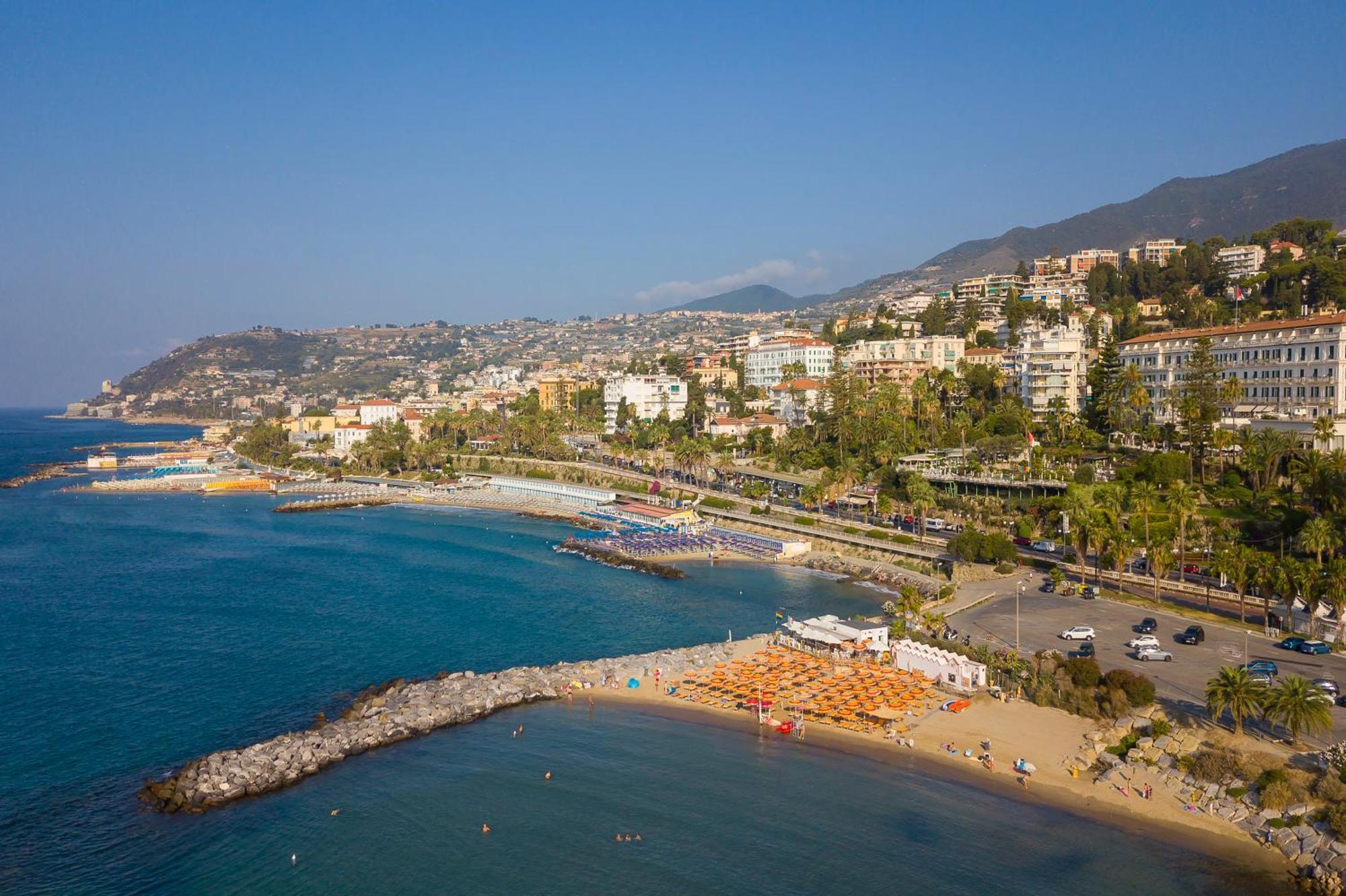 Seven Suites Apartments - Via Matteotti 178 Sanremo Bagian luar foto